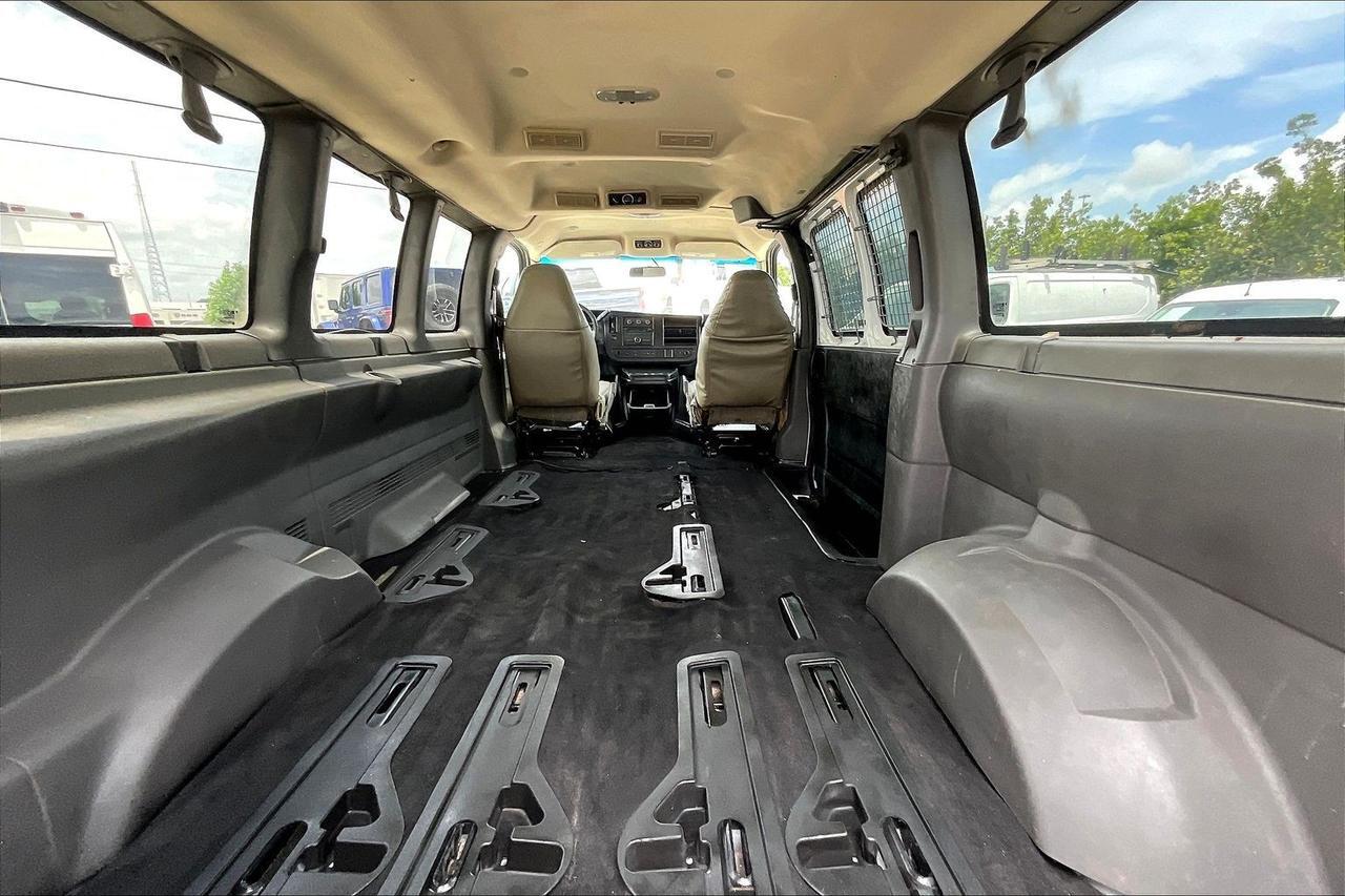 2015 CHEVROLET EXPRESS G3500 LT Houston TX