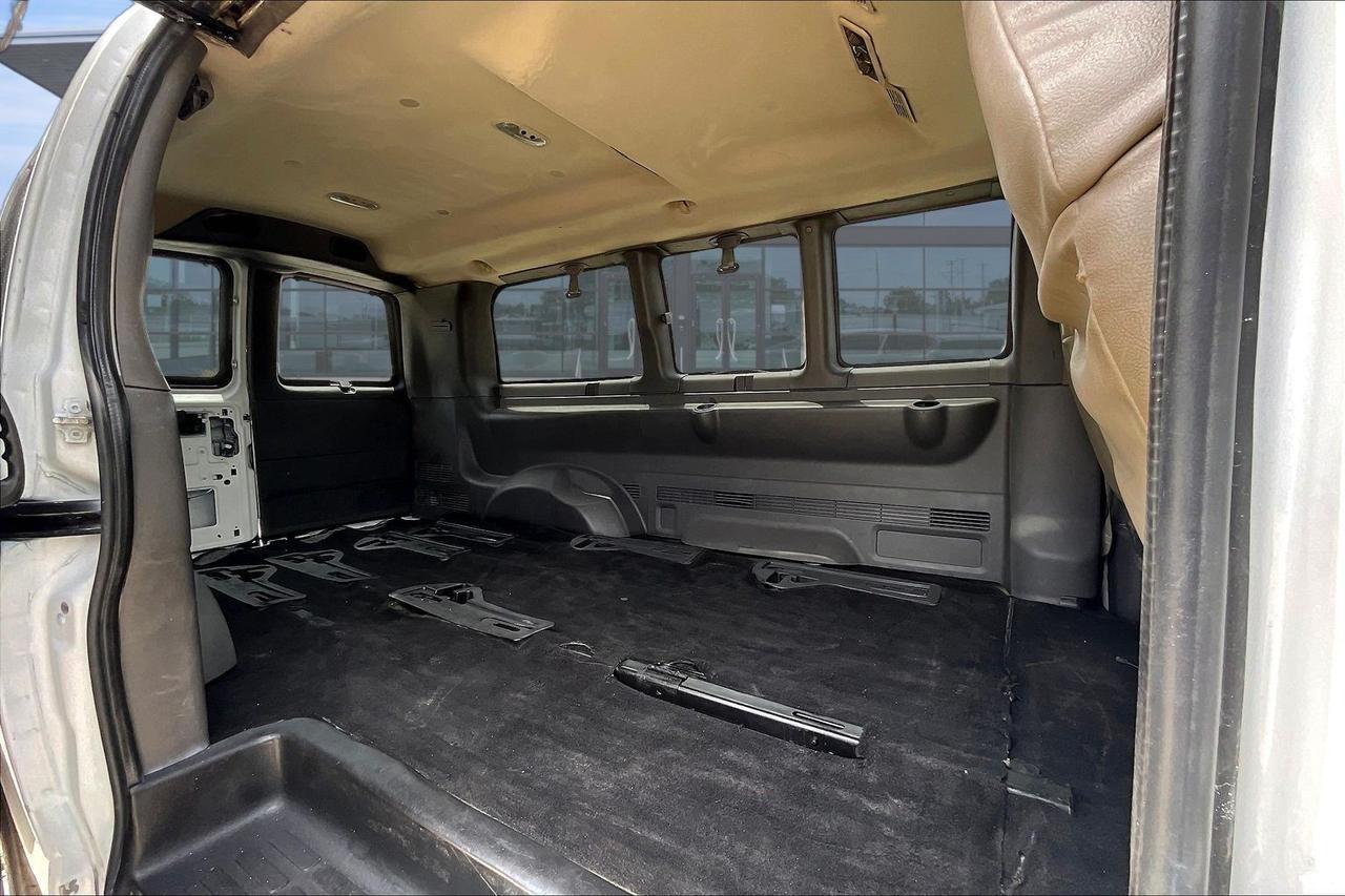 2015 CHEVROLET EXPRESS G3500 LT Houston TX