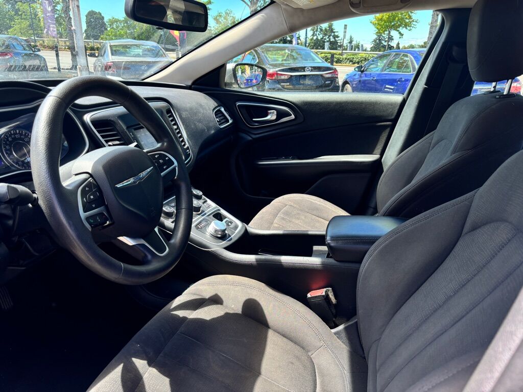 2015 CHRYSLER 200 LIMITED Des Moines WA