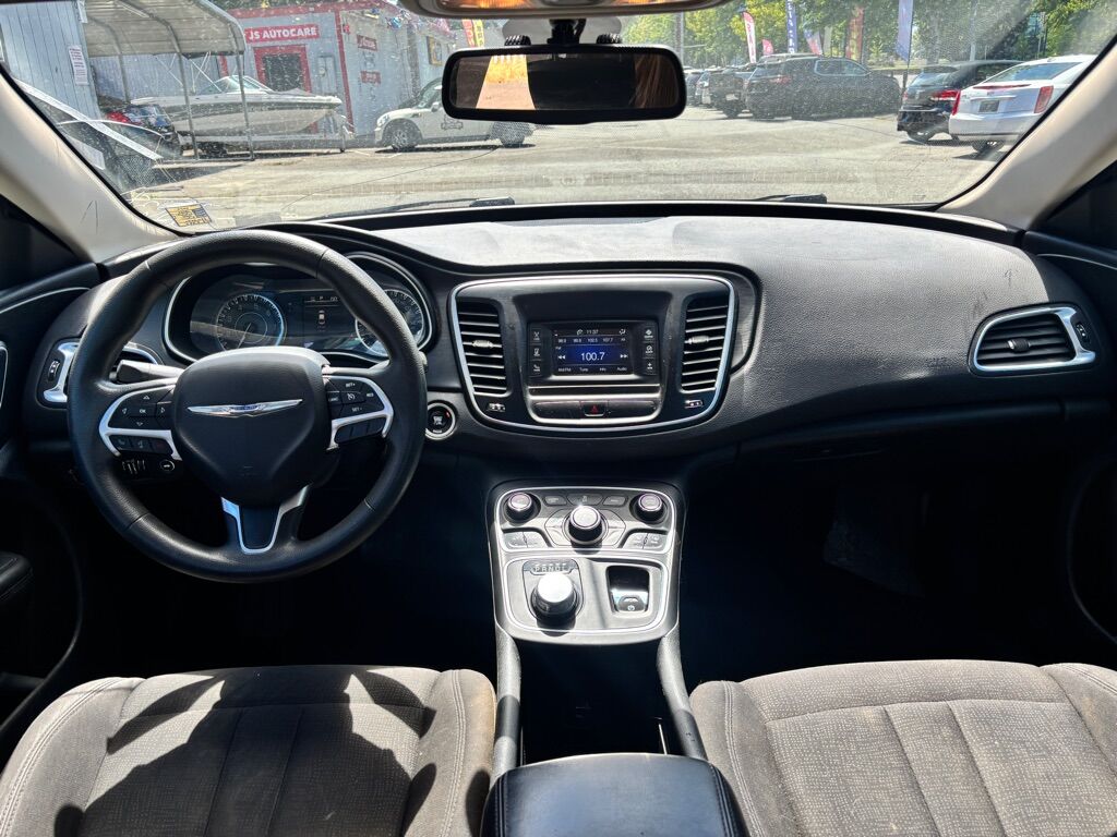 2015 CHRYSLER 200 LIMITED Des Moines WA