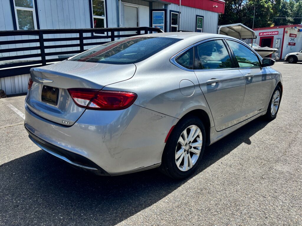 2015 CHRYSLER 200 LIMITED Des Moines WA