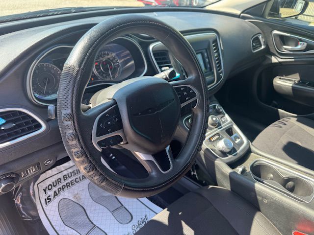 2015 CHRYSLER 200 LIMITED Grand Prairie TX