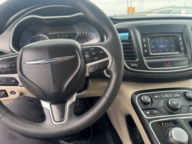2015 CHRYSLER 200 LIMITED Grand Prairie TX