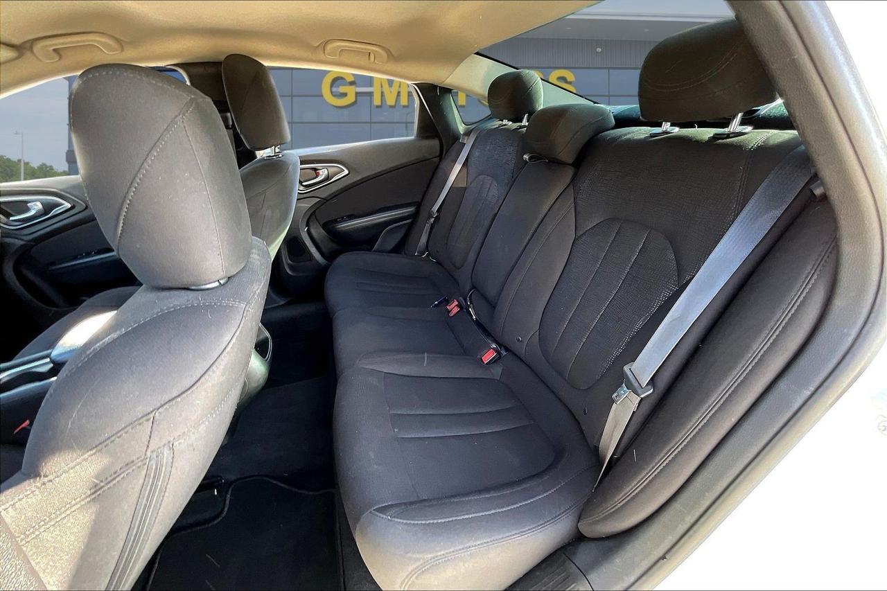 2015 CHRYSLER 200 LX Houston TX