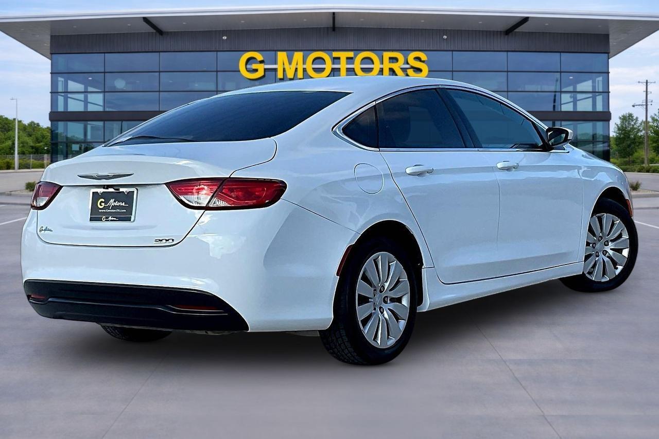 2015 CHRYSLER 200 LX Houston TX
