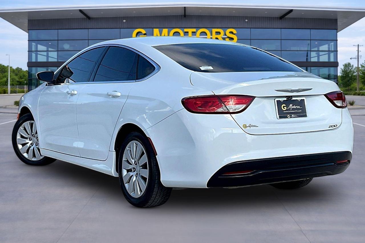 2015 CHRYSLER 200 LX Houston TX