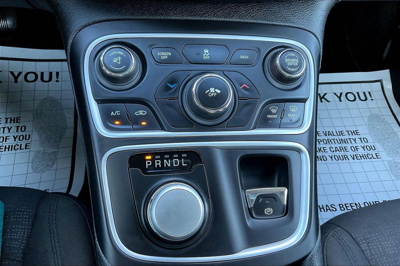2015 CHRYSLER 200 LX Houston TX