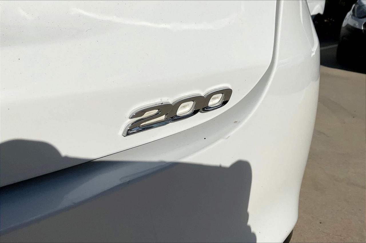 2015 CHRYSLER 200 LX Houston TX