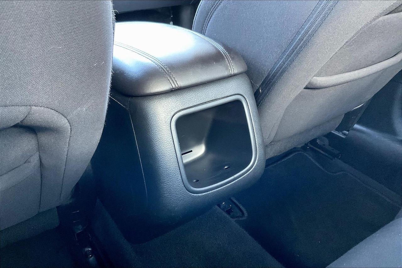 2015 CHRYSLER 200 LX Houston TX