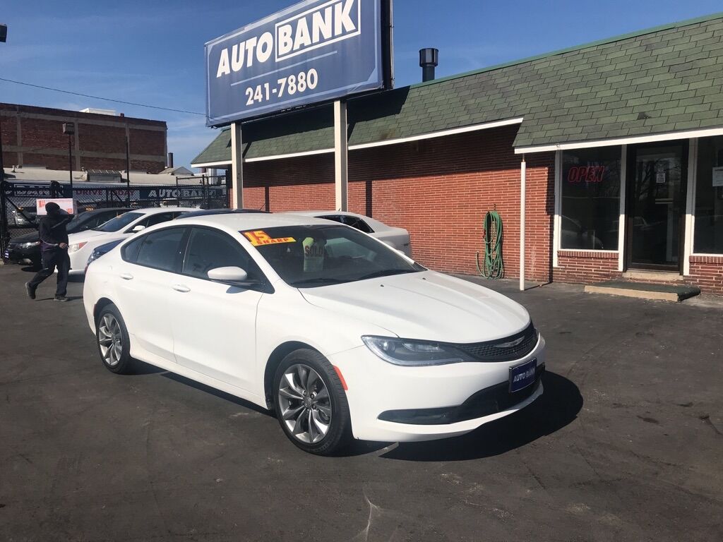 2015 CHRYSLER 200 S Kansas City MO 2015 CHRYSLER 200 S Kansas City MO
