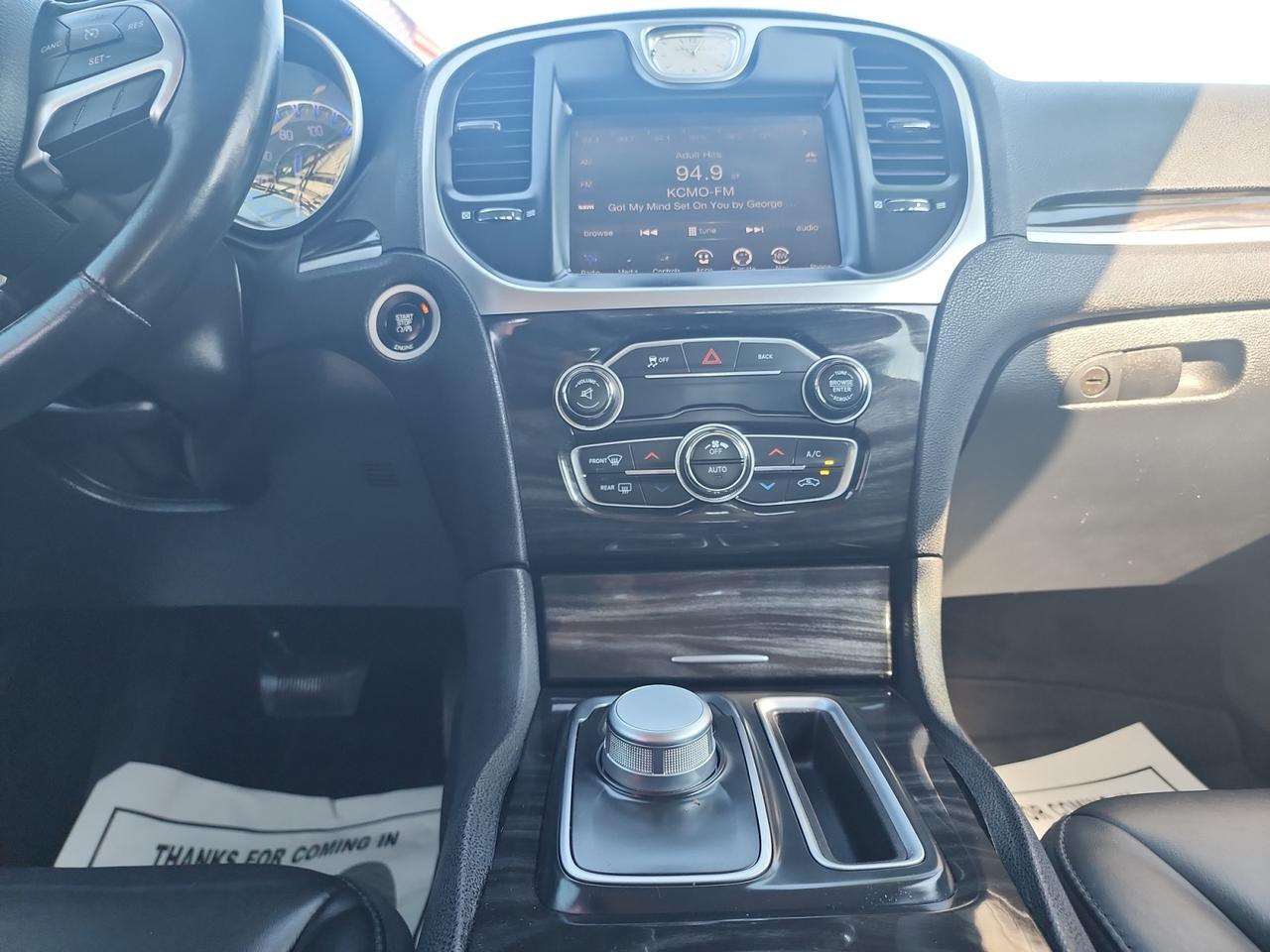 2015 CHRYSLER 300 LIMITED Limited Kansas City MO