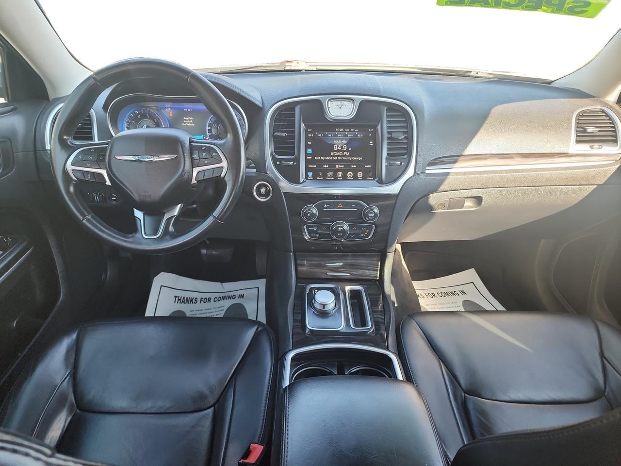2015 CHRYSLER 300 LIMITED Limited Kansas City MO