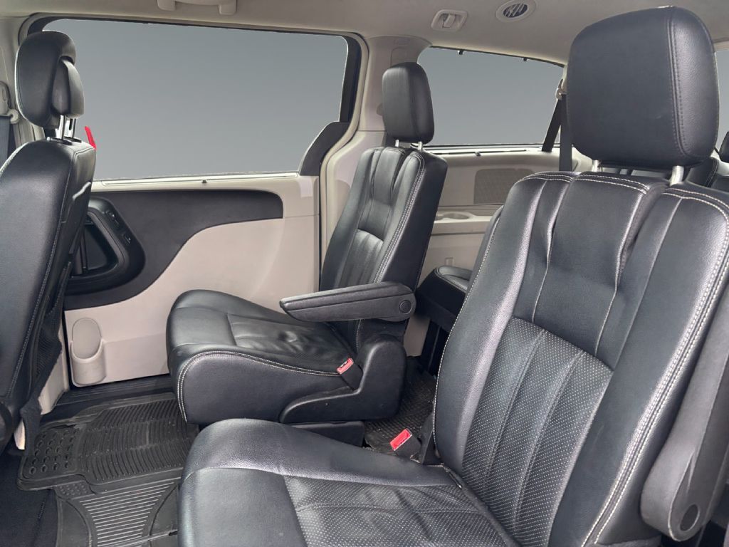 2015 CHRYSLER TOWN & COUNTRY TOURING L Toledo OH