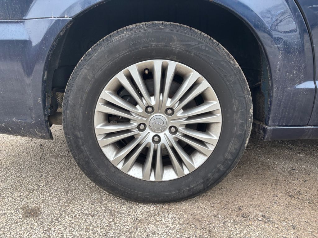 2015 CHRYSLER TOWN & COUNTRY TOURING L Toledo OH