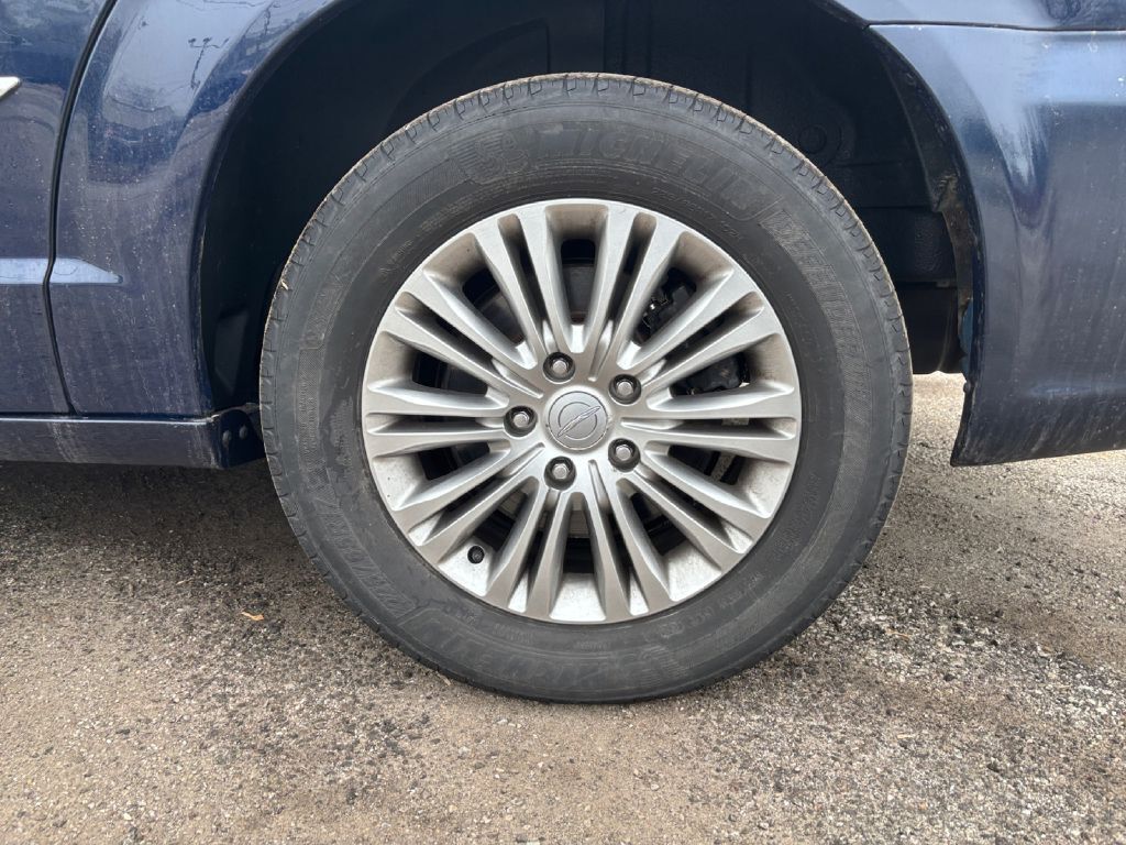 2015 CHRYSLER TOWN & COUNTRY TOURING L Toledo OH