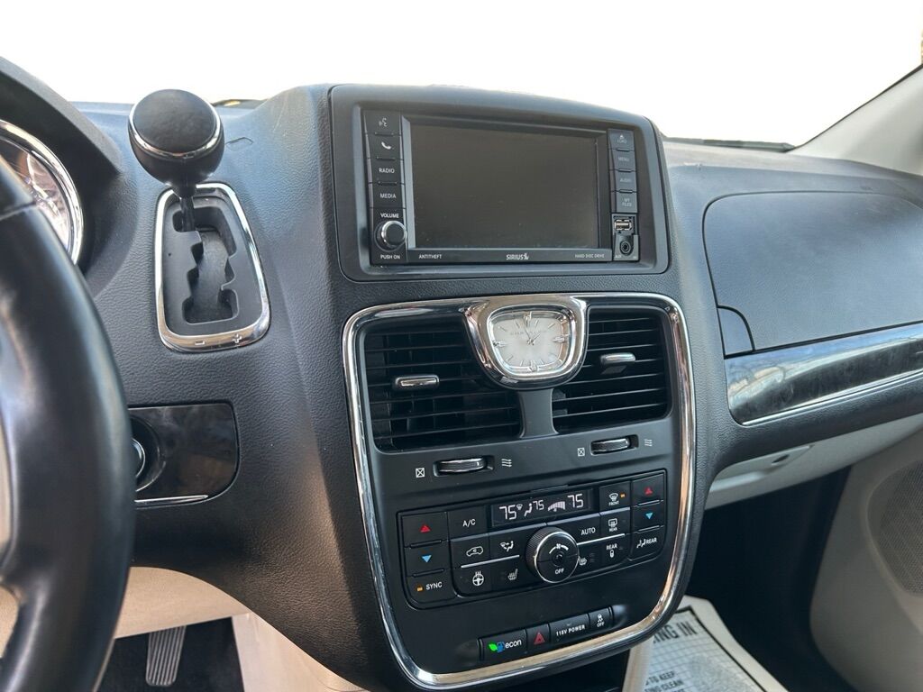 2015 CHRYSLER TOWN & COUNTRY TOURING L Toledo OH