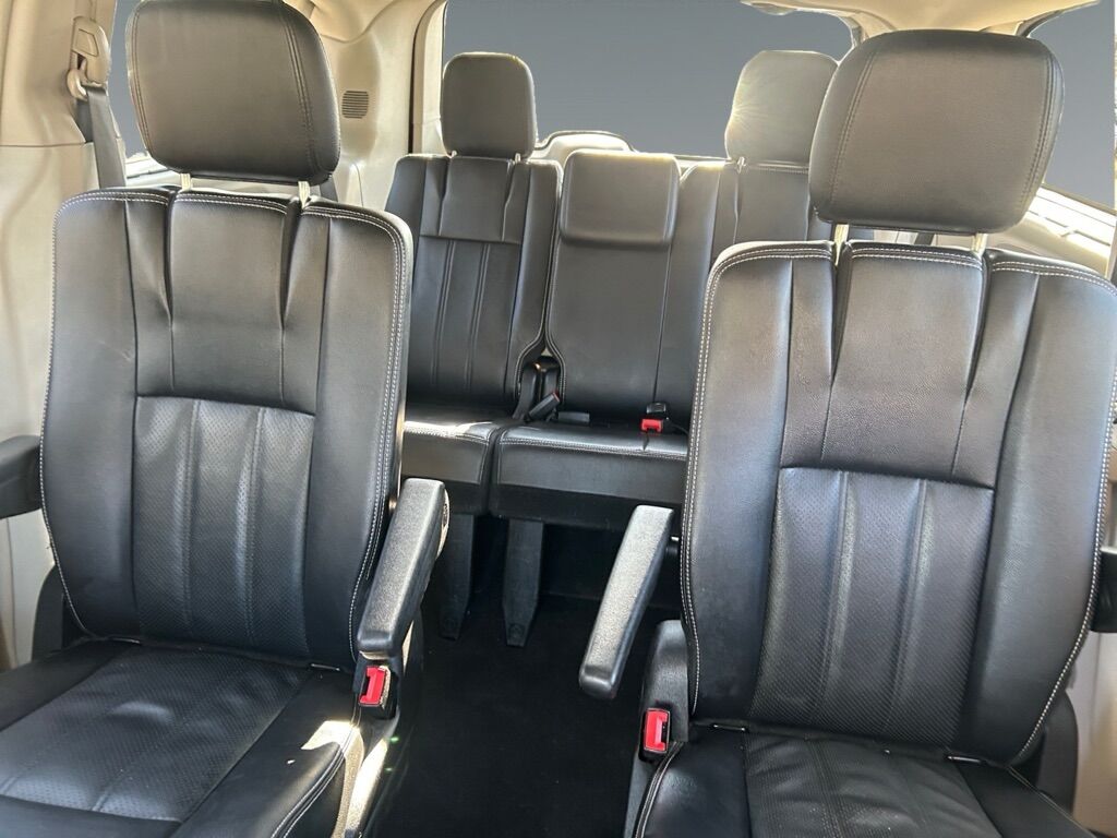 2015 CHRYSLER TOWN & COUNTRY TOURING L Toledo OH