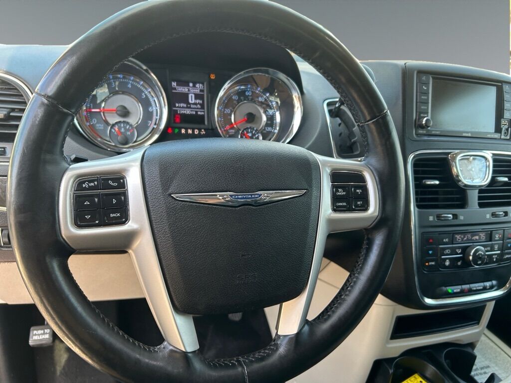 2015 CHRYSLER TOWN & COUNTRY TOURING L Toledo OH