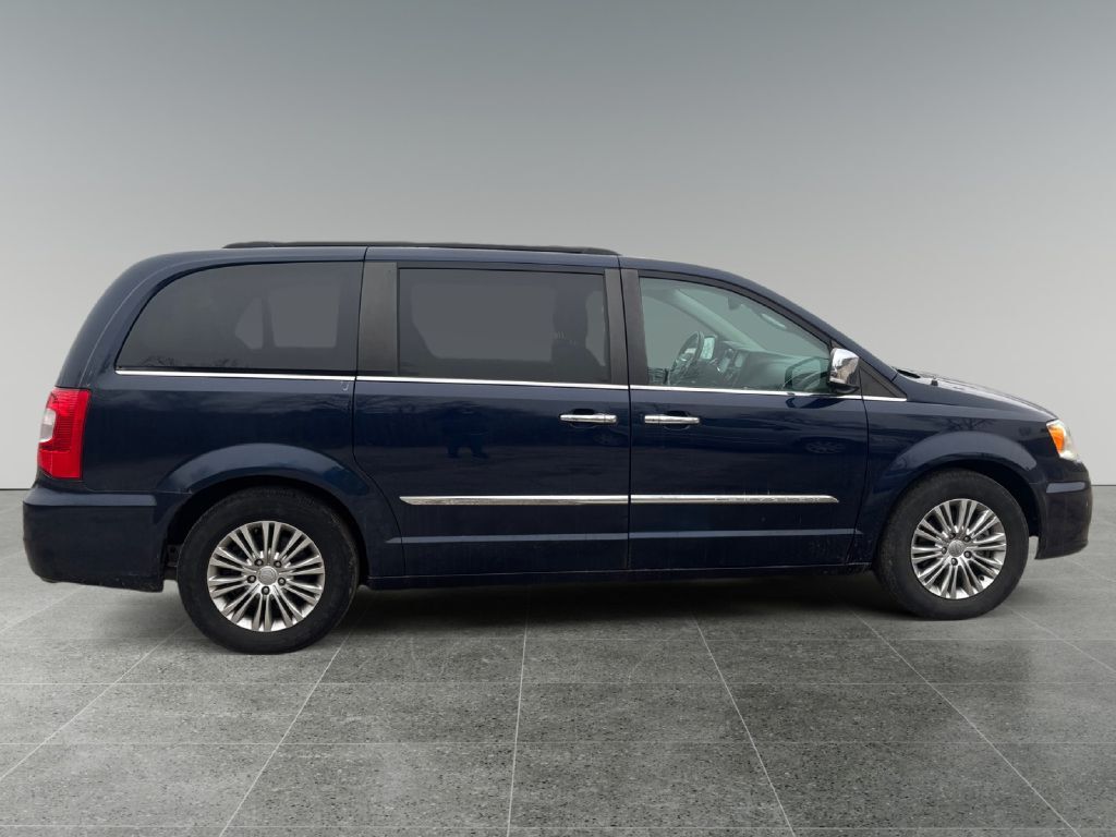 2015 CHRYSLER TOWN & COUNTRY TOURING L Toledo OH