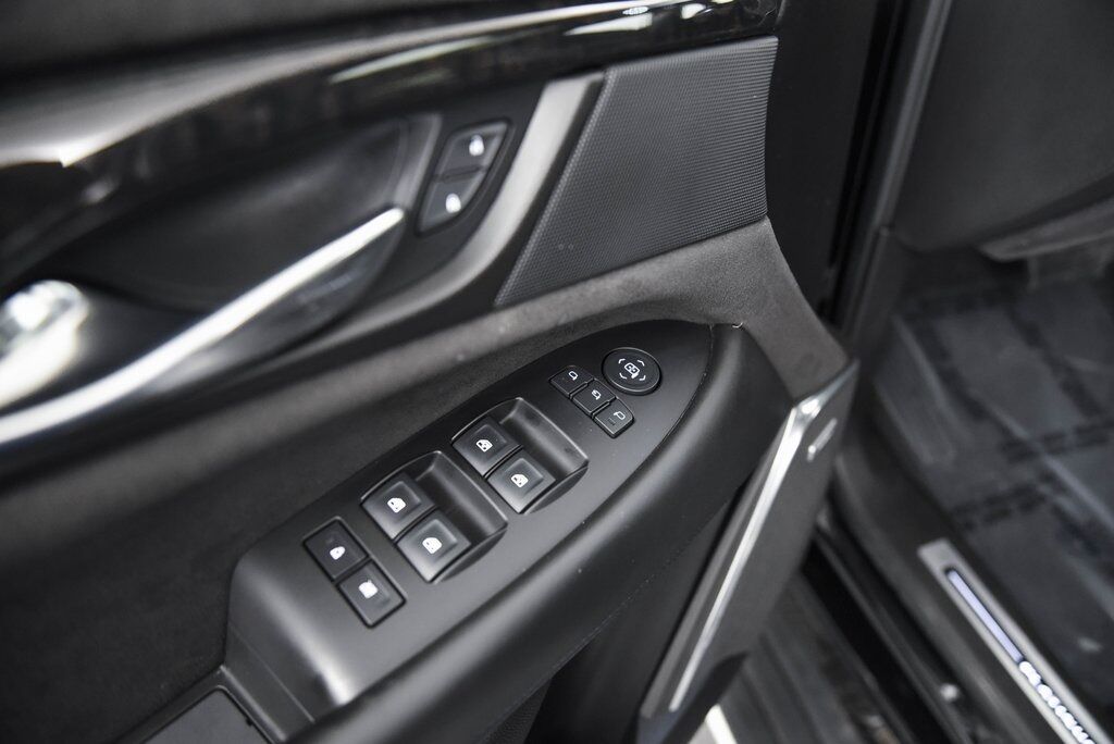 2015 Cadillac Escalade ESV Platinum Edition AKRON OH