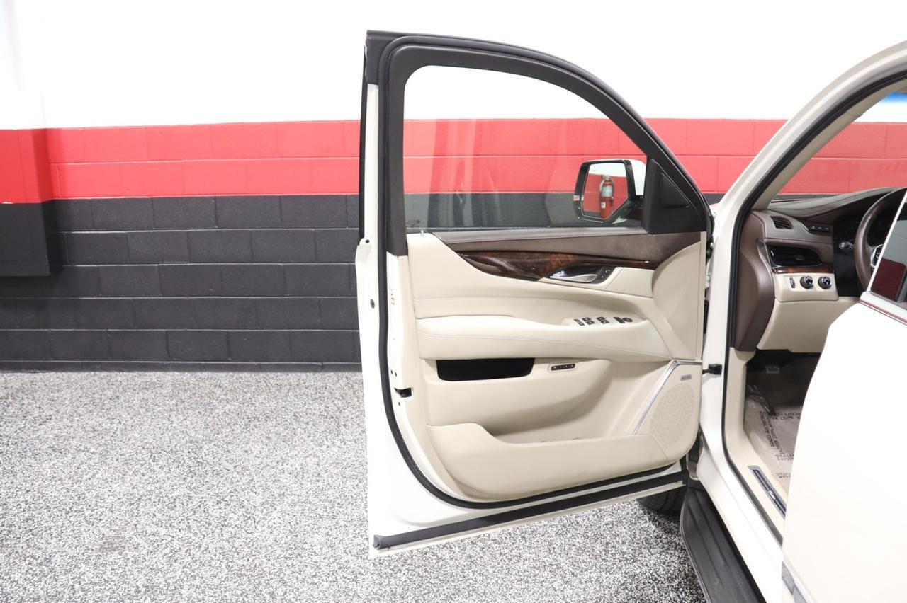2015 Cadillac Escalade Luxury AWD 4r Suv Skokie IL