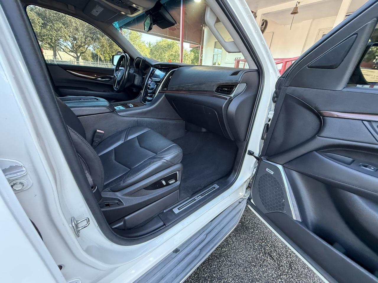 2015 Cadillac Escalade Luxury Hollywood FL