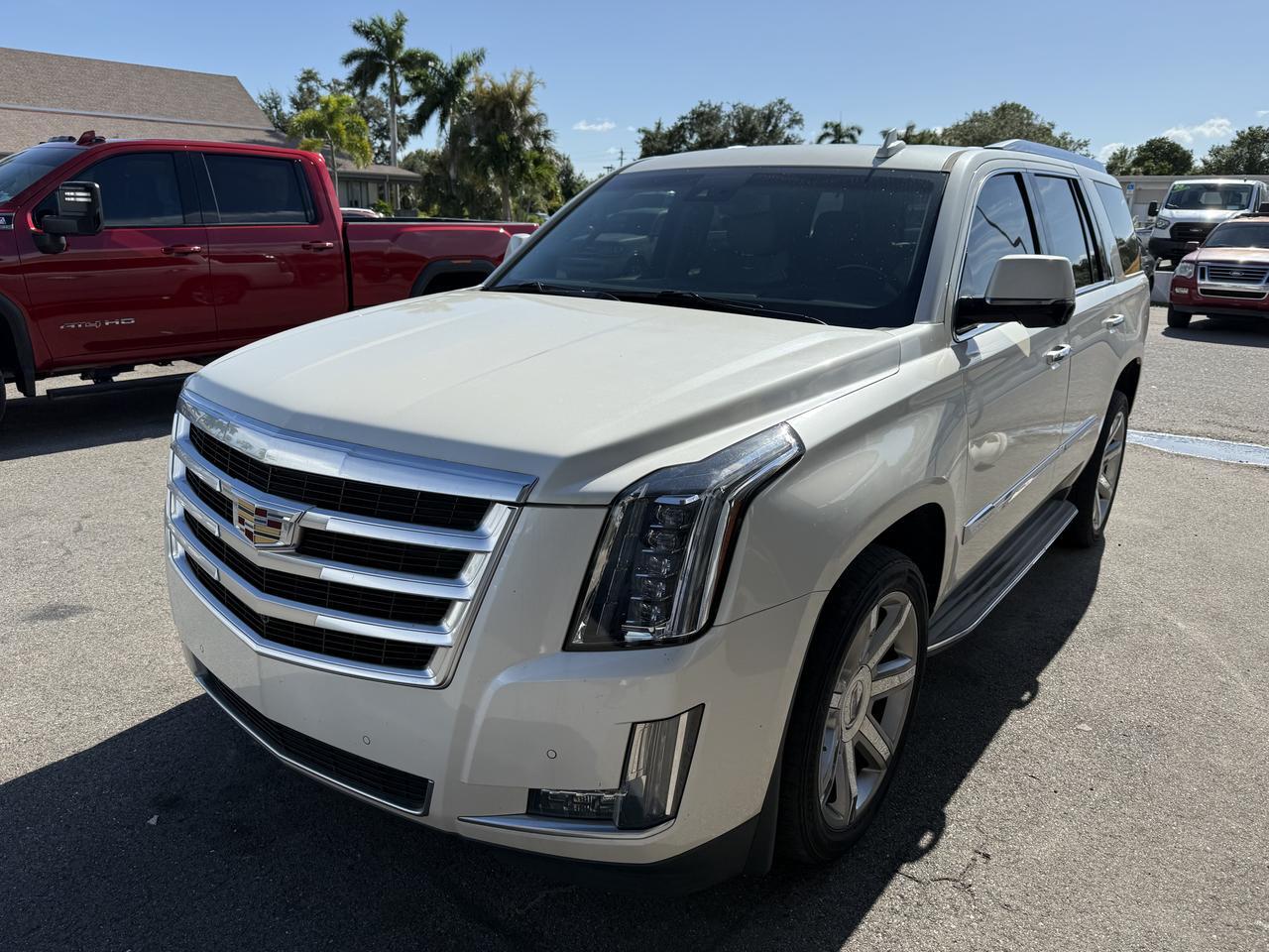  2015 Cadillac Escalade Luxury RWD   