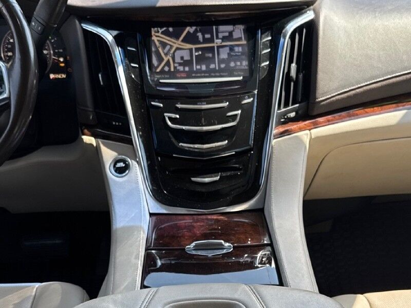 2015 Cadillac Escalade Premium 4WD w/ Premium Preferred Equipment Group Arlington VA