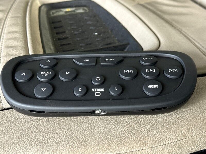 2015 Cadillac Escalade Premium 4WD w/ Premium Preferred Equipment Group Arlington VA