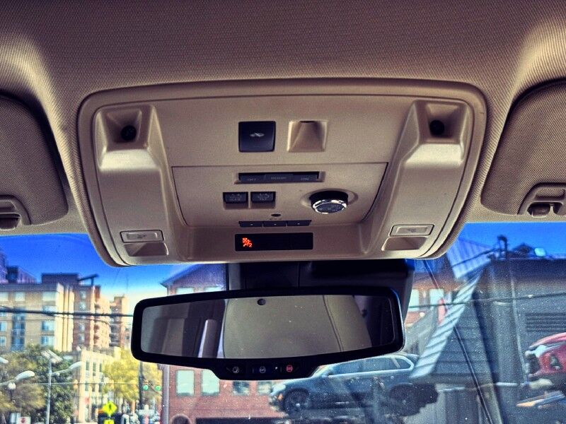 2015 Cadillac Escalade Premium 4WD w/ Premium Preferred Equipment Group Arlington VA