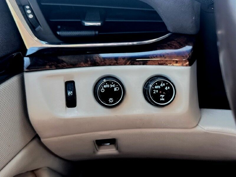 2015 Cadillac Escalade Premium 4WD w/ Premium Preferred Equipment Group Arlington VA