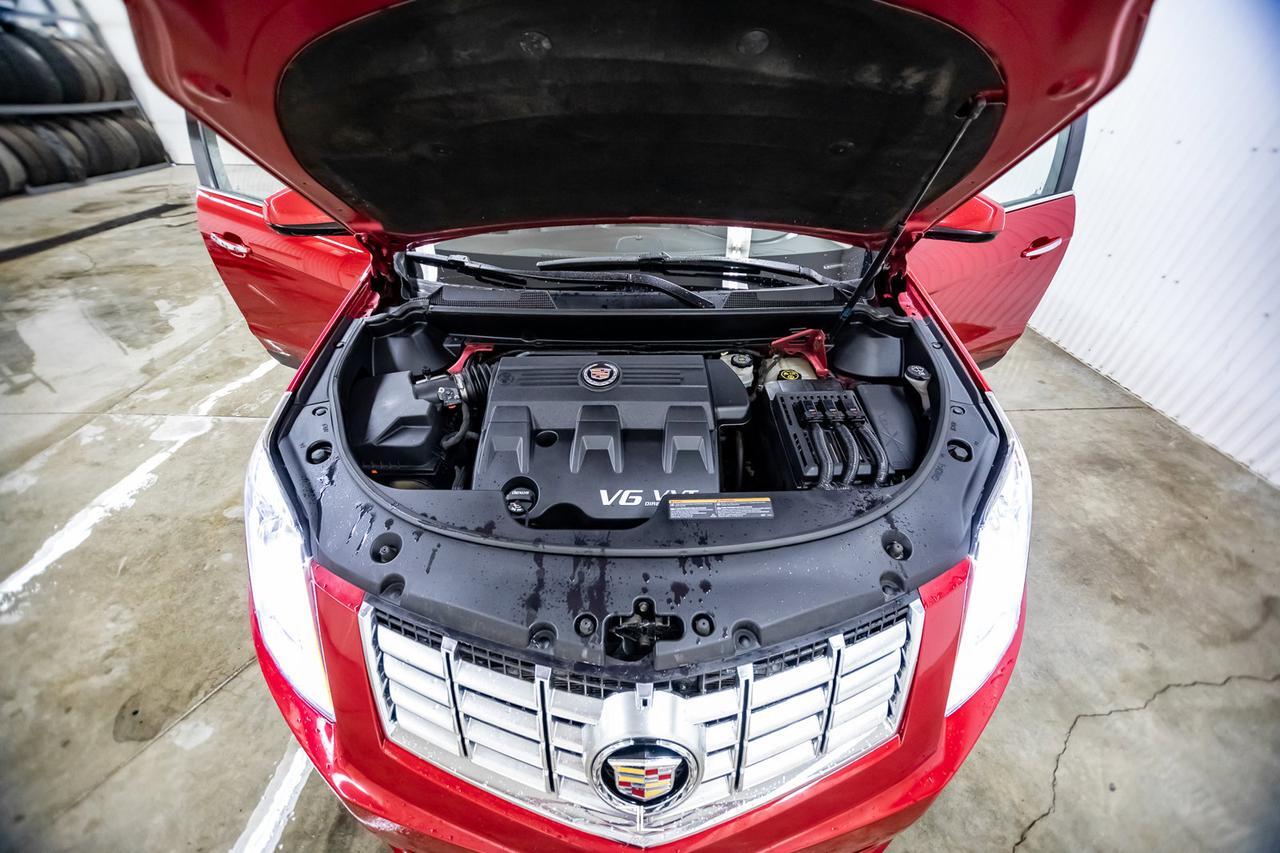 2015 Cadillac SRX AWD Premium Leather Roof Nav BCam Red Deer AB