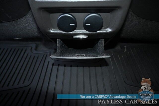 2015 Cadillac SRX SRX Premium Collection / AWD / AutoStart / Driver Assist Pkg / Heated & Cooled Leather Seats / Heated Steering Wheel / Panoramic Sunroof / NAV / Lane Departure & Blind Spot Alert / 23 MPG / Low Miles Anchorage AK