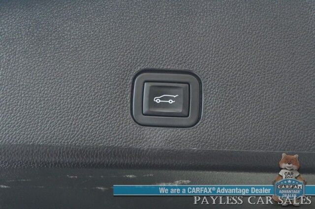 2015 Cadillac SRX SRX Premium Collection / AWD / AutoStart / Driver Assist Pkg / Heated & Cooled Leather Seats / Heated Steering Wheel / Panoramic Sunroof / NAV / Lane Departure & Blind Spot Alert / 23 MPG / Low Miles Anchorage AK