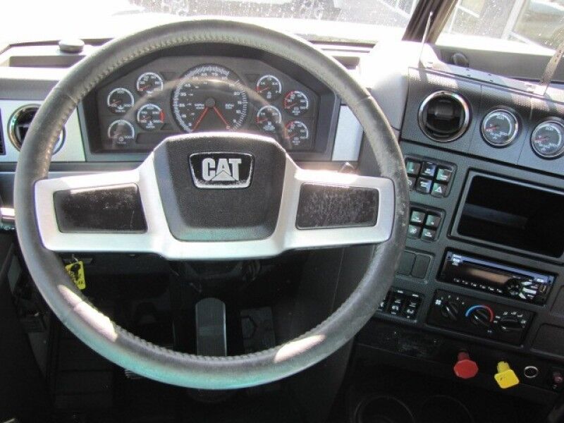 2015 Caterpillar CT660 Day Cab Collinsville OK