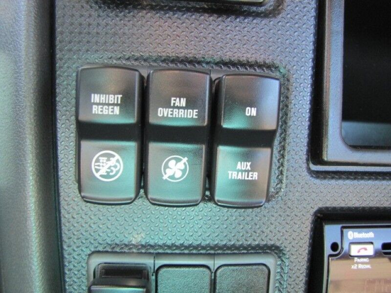 2015 Caterpillar CT660 Day Cab Collinsville OK