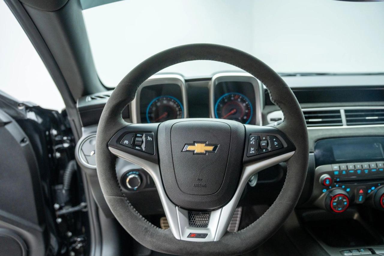 2015 Chevrolet Camaro Z/28 Coupe 2D St. Louis MO