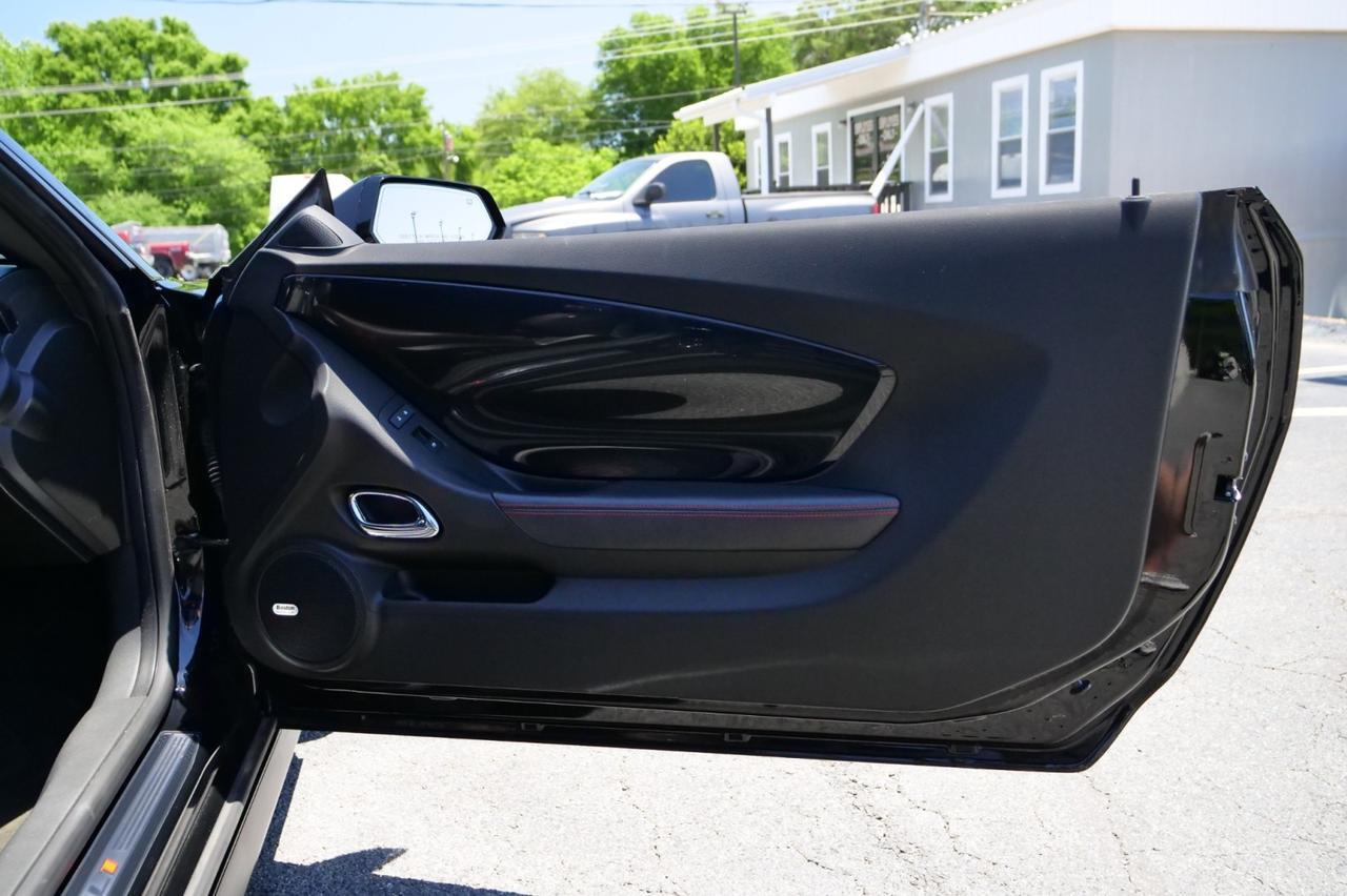 2015 Chevrolet Camaro ZL1 / 6.2L Supercharged V8 / Recaro Seats / Manual! Lincolnton NC