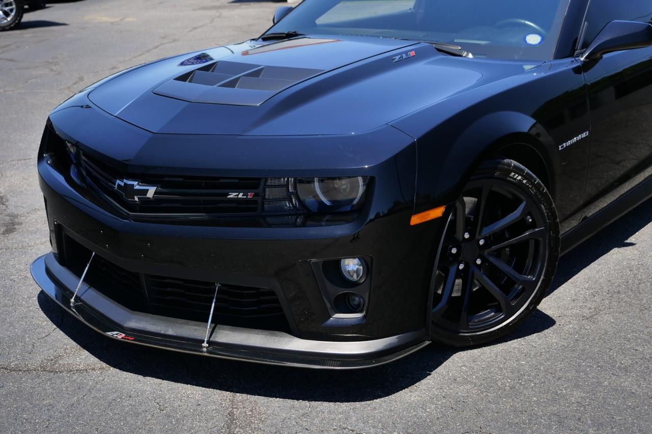 2015 Chevrolet Camaro ZL1 / 6.2L Supercharged V8 / Recaro Seats / Manual! Lincolnton NC