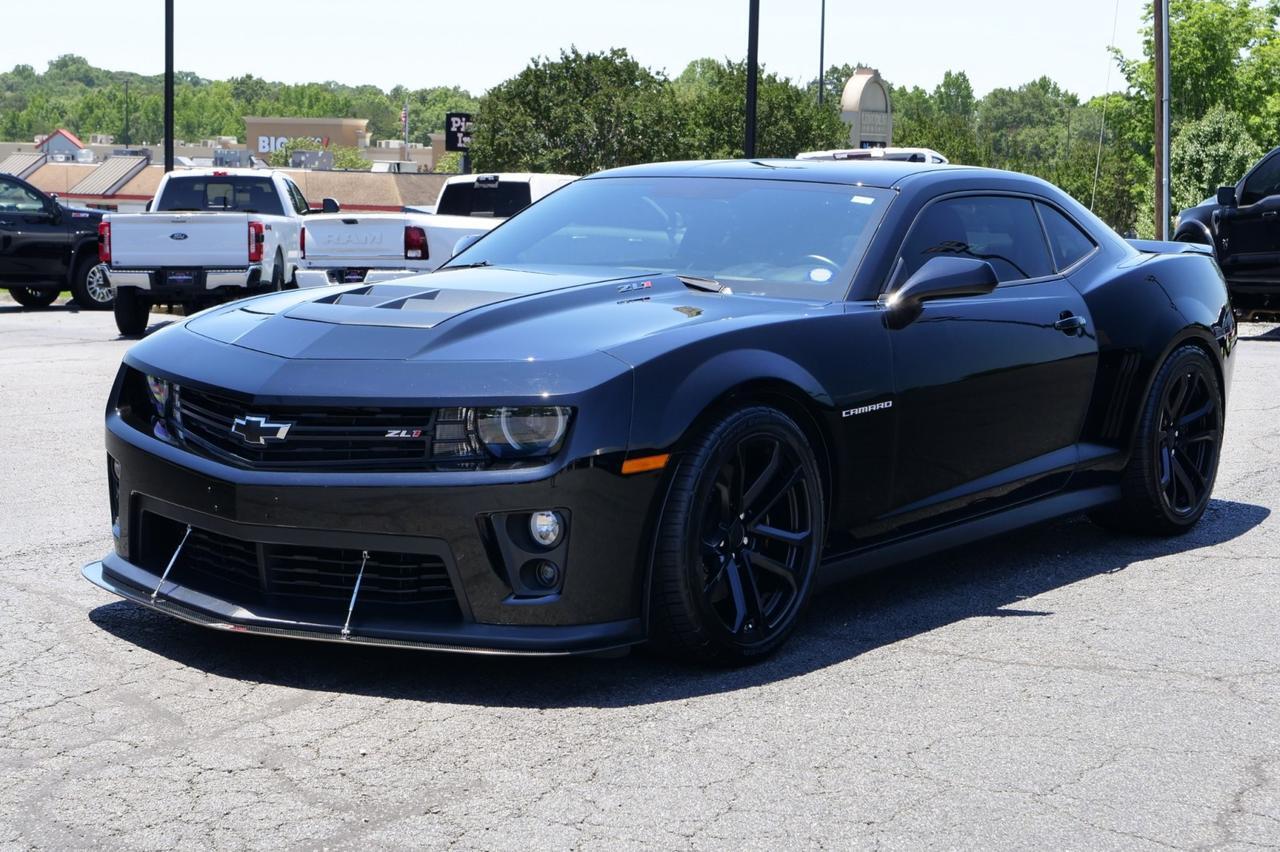 2015 Chevrolet Camaro ZL1 / 6.2L Supercharged V8 / Recaro Seats / Manual! Lincolnton NC