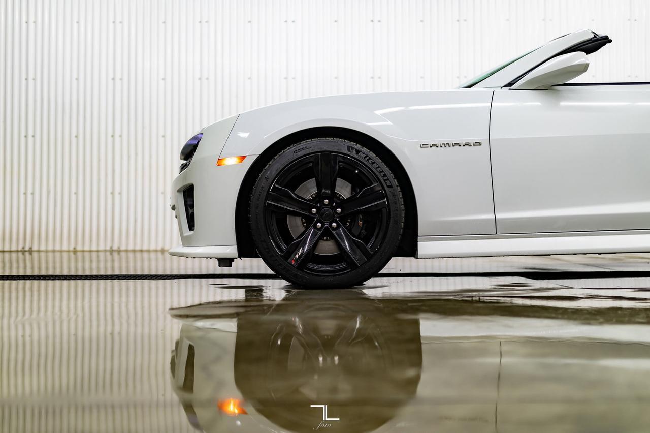 2015 Chevrolet Camaro ZL1 Convertible Leather Nav BCam Red Deer AB