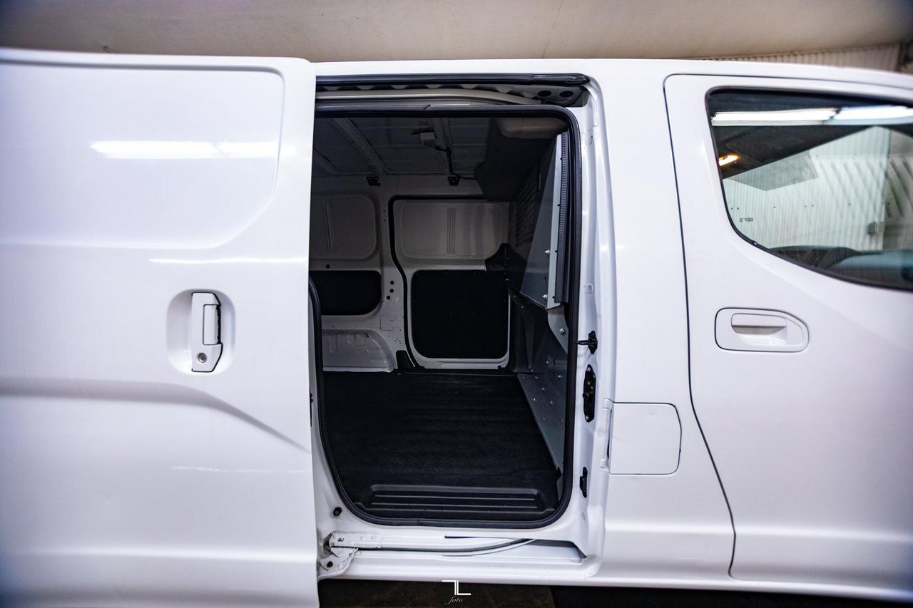 2015 Chevrolet City Express LT Cargo Van Red Deer AB