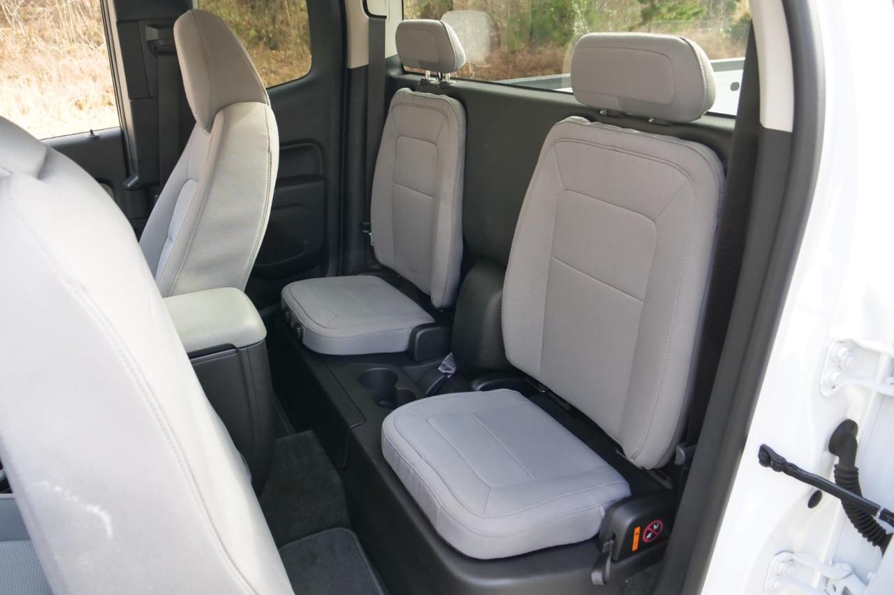 2015 Chevrolet Colorado Work Truck / Convenience Package / Cruise Control! Lincolnton NC