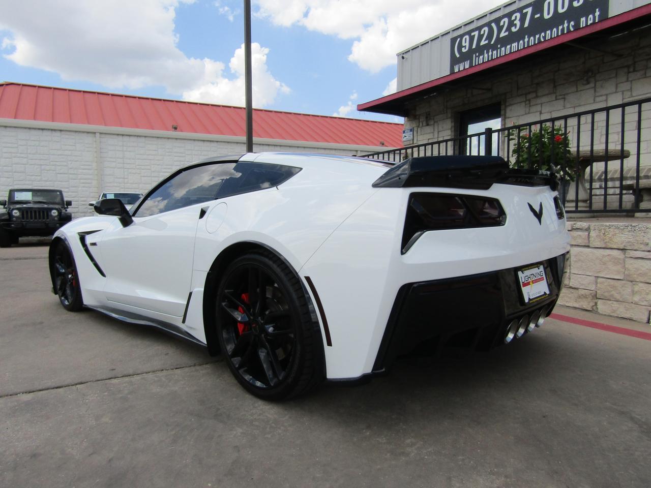 2015 Chevrolet Corvette 2dr Stingray Z51 Cpe w/2LT Z51 Grand Prairie TX