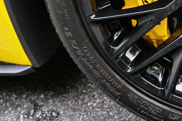 2015 Chevrolet Corvette Z06 3LZ / Ground Effects / Carbon Fiber Roof & Trim! High Point NC