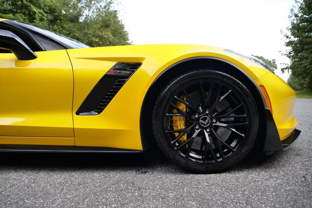 2015 Chevrolet Corvette Z06 3LZ / Ground Effects / Carbon Fiber Roof & Trim! Lincolnton NC