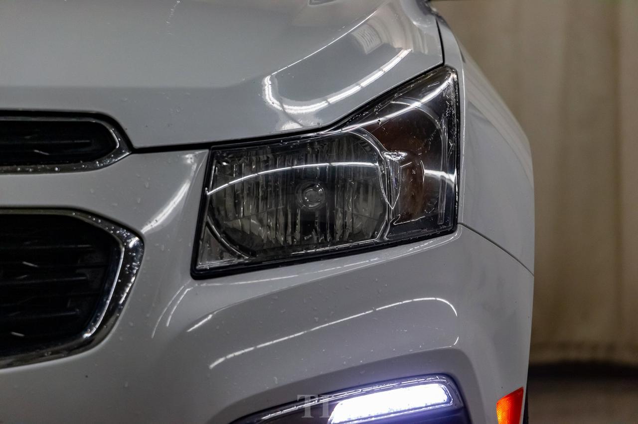 2015 Chevrolet Cruze 1LT BCam Remote Start Red Deer AB