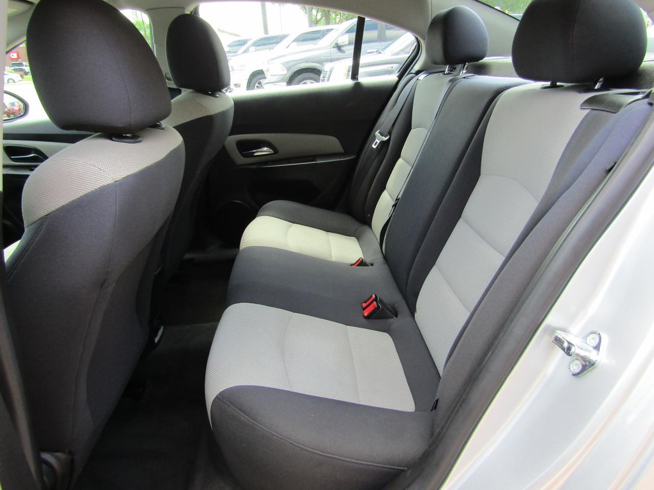 2015 Chevrolet Cruze 4dr Sdn Auto LS Grand Prairie TX