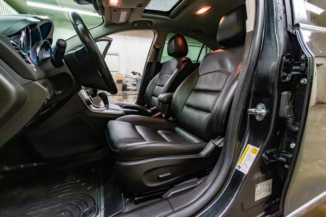 2015 Chevrolet Cruze Diesel Leather Roof Nav BCam Red Deer AB