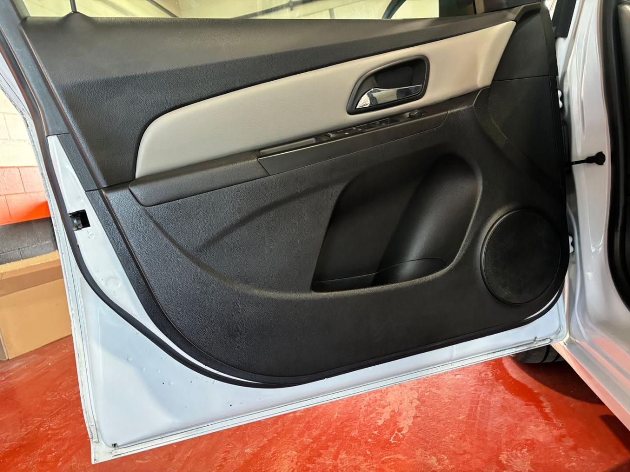 2015 Chevrolet Cruze LS Auto Franklin OH